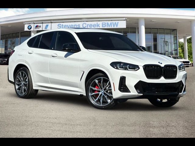 2025 BMW X4 M40i