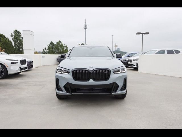 2025 BMW X4 M40i