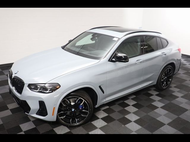 2025 BMW X4 M40i