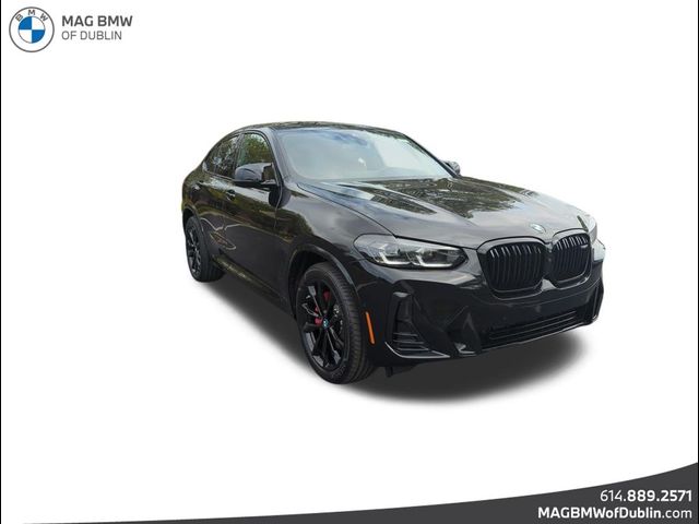 2025 BMW X4 M40i