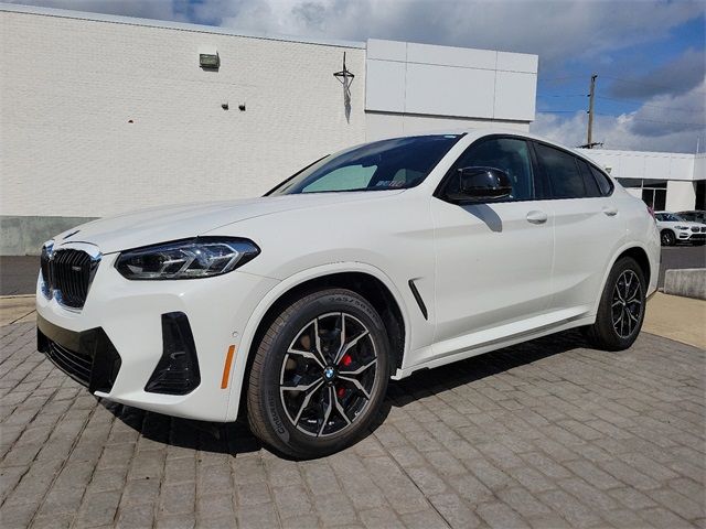 2025 BMW X4 M40i