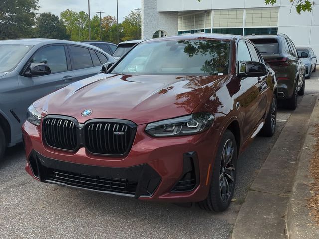 2025 BMW X4 M40i