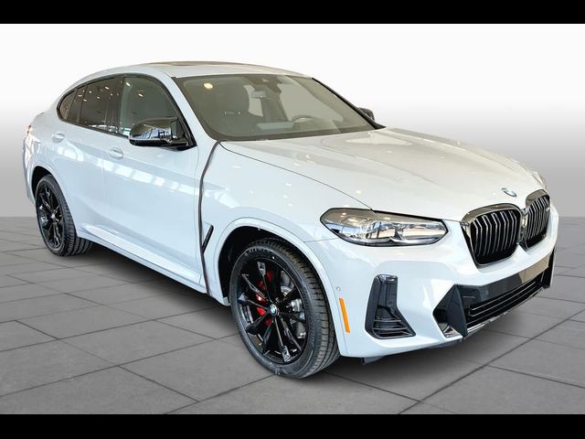 2025 BMW X4 M40i