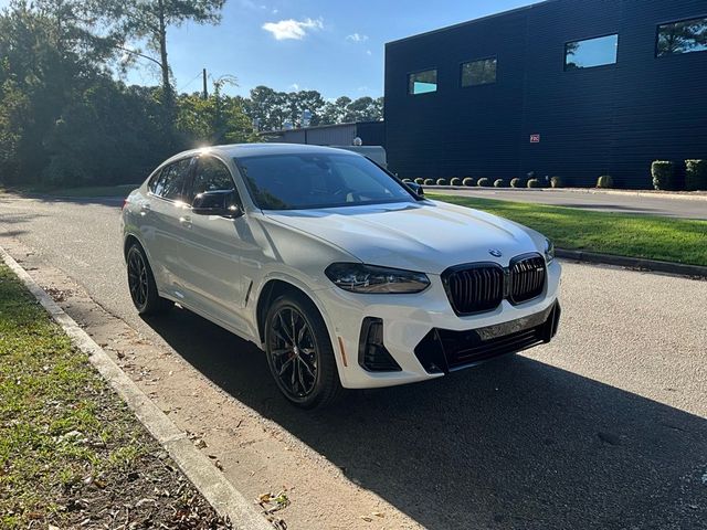 2025 BMW X4 M40i