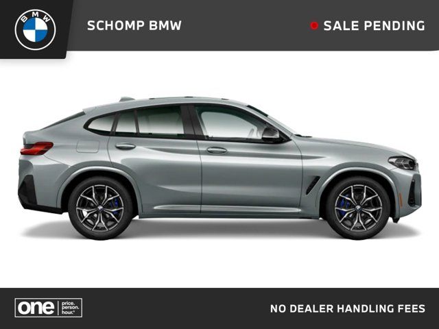 2025 BMW X4 M40i