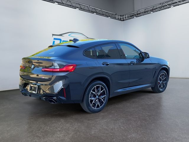 2025 BMW X4 M40i