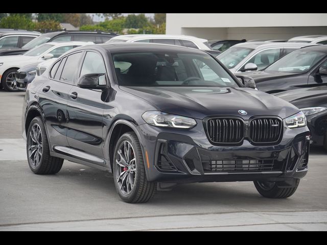 2025 BMW X4 M40i