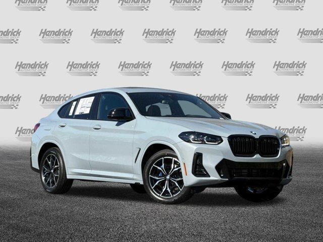 2025 BMW X4 M40i