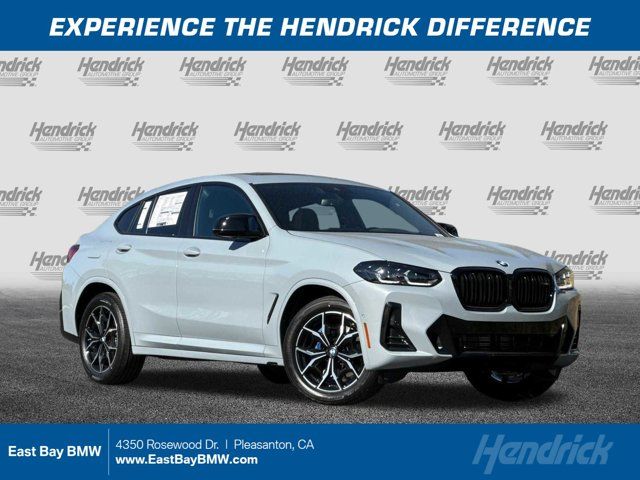 2025 BMW X4 M40i