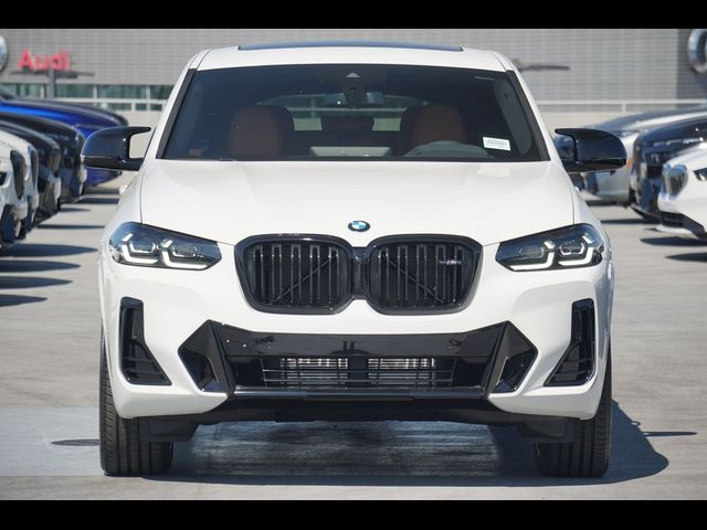 2025 BMW X4 M40i