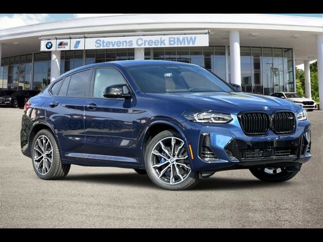 2025 BMW X4 M40i