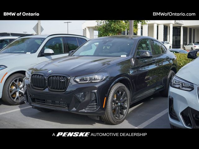 2025 BMW X4 M40i