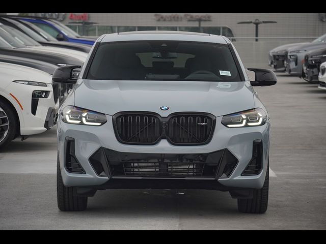 2025 BMW X4 M40i