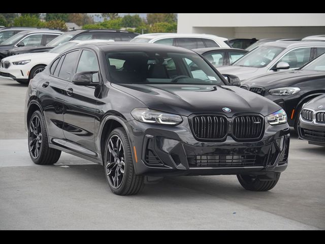 2025 BMW X4 M40i