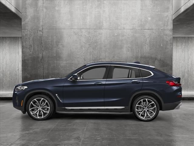 2025 BMW X4 M40i