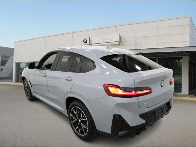 2025 BMW X4 M40i