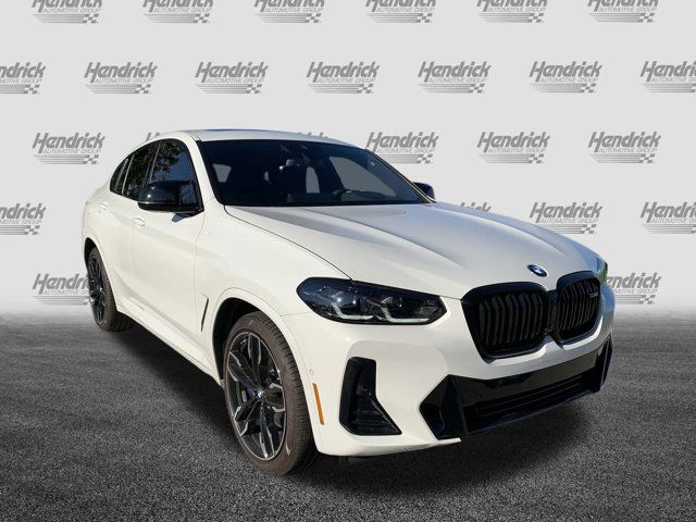 2025 BMW X4 M40i