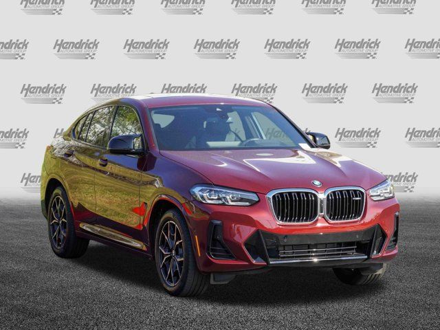 2025 BMW X4 M40i