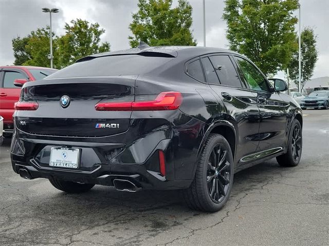 2025 BMW X4 M40i