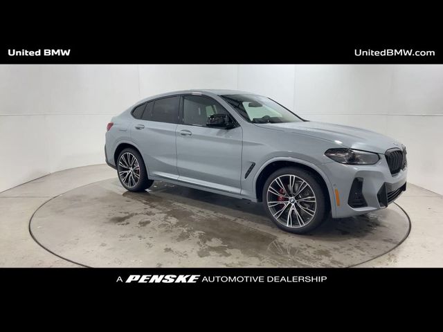 2025 BMW X4 M40i