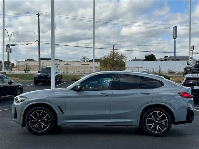 2025 BMW X4 M40i