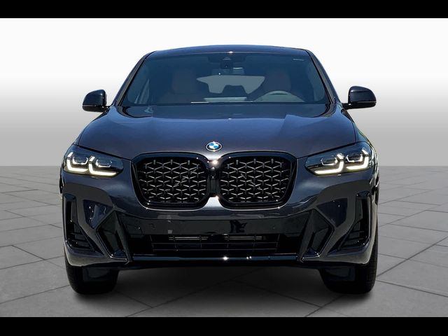 2025 BMW X4 xDrive30i