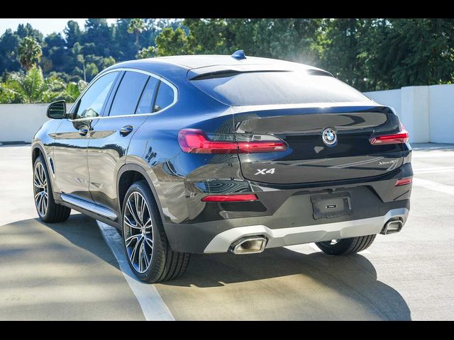 2025 BMW X4 xDrive30i