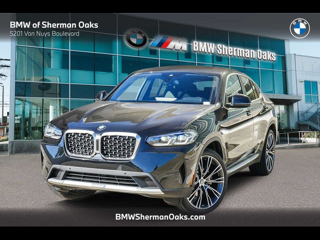 2025 BMW X4 xDrive30i