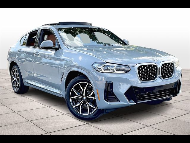 2025 BMW X4 xDrive30i