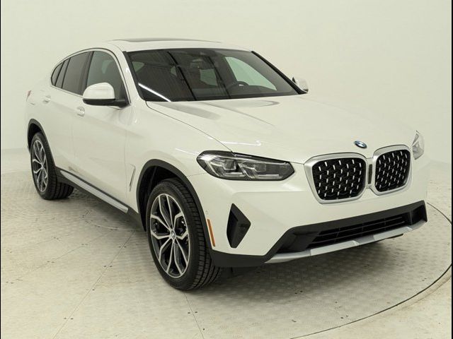 2025 BMW X4 xDrive30i