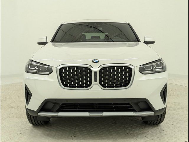 2025 BMW X4 xDrive30i