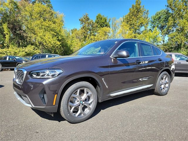 2025 BMW X4 xDrive30i