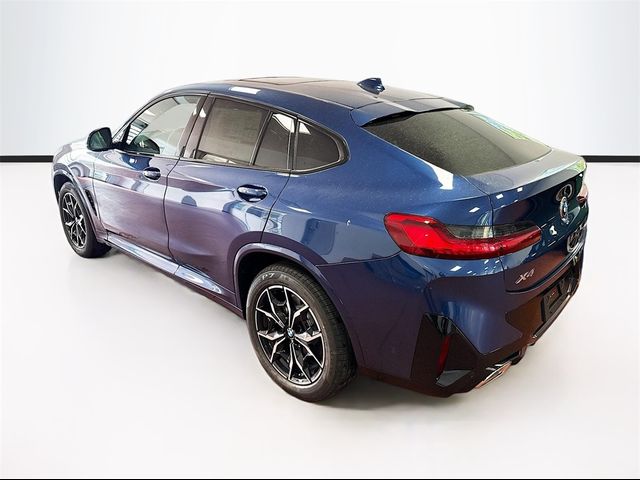 2025 BMW X4 xDrive30i