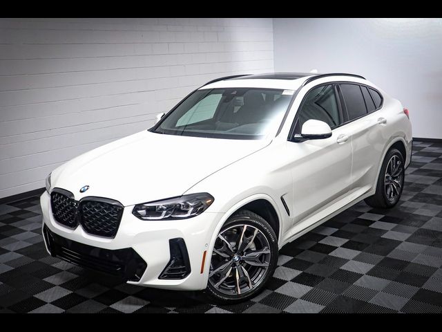 2025 BMW X4 xDrive30i