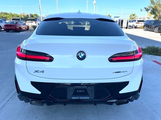 2025 BMW X4 xDrive30i