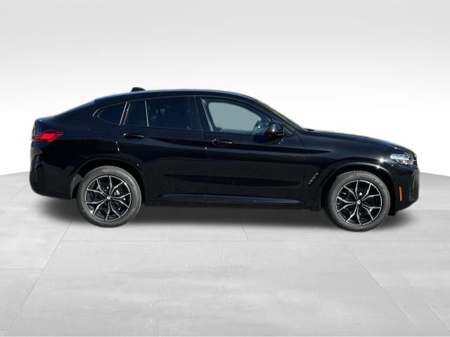 2025 BMW X4 xDrive30i