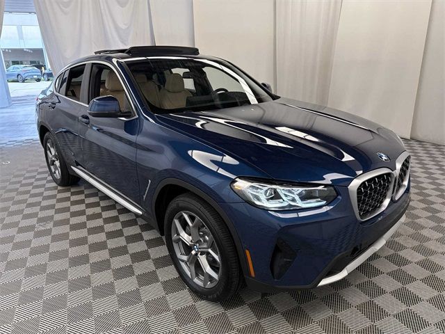 2025 BMW X4 xDrive30i