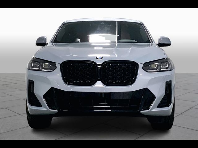 2025 BMW X4 xDrive30i