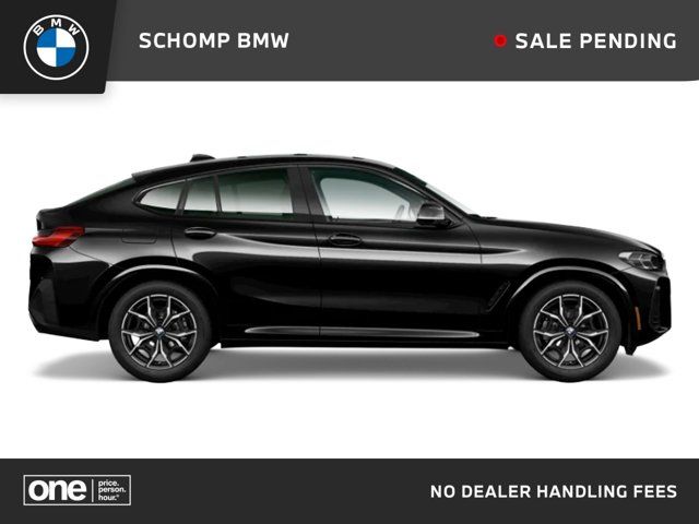 2025 BMW X4 xDrive30i