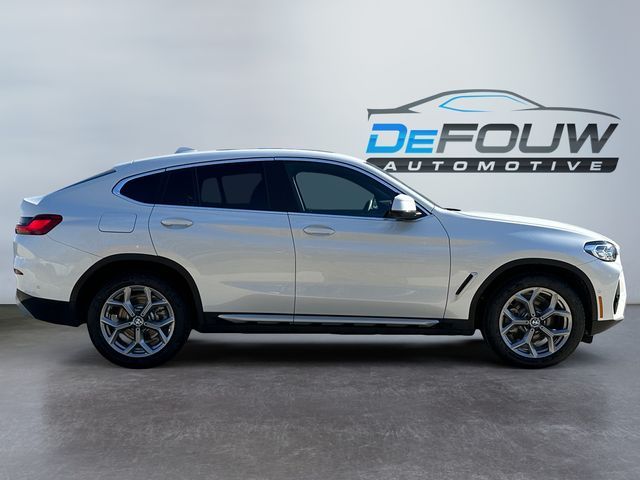 2025 BMW X4 xDrive30i