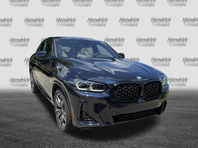 2025 BMW X4 xDrive30i