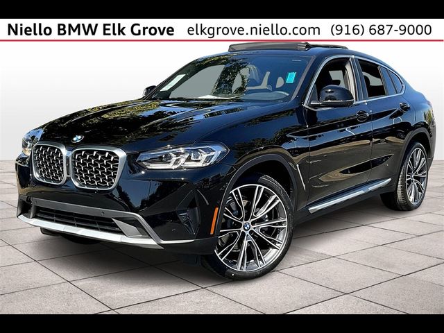 2025 BMW X4 xDrive30i