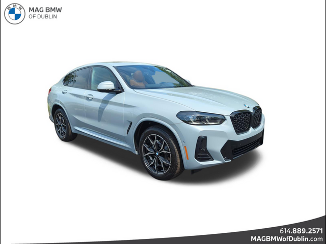 2025 BMW X4 xDrive30i