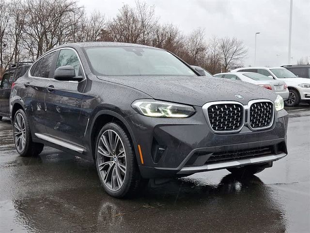 2025 BMW X4 xDrive30i