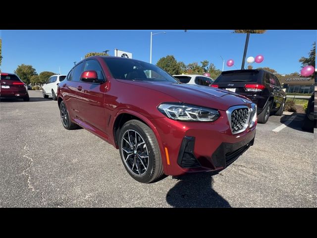 2025 BMW X4 xDrive30i