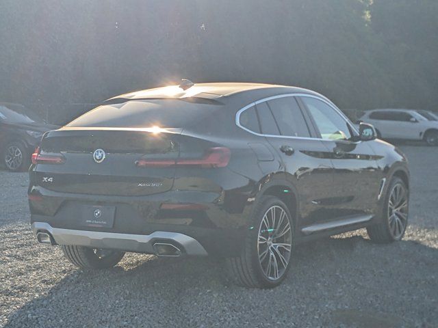 2025 BMW X4 xDrive30i