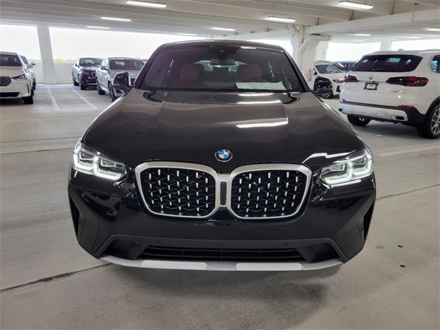 2025 BMW X4 xDrive30i