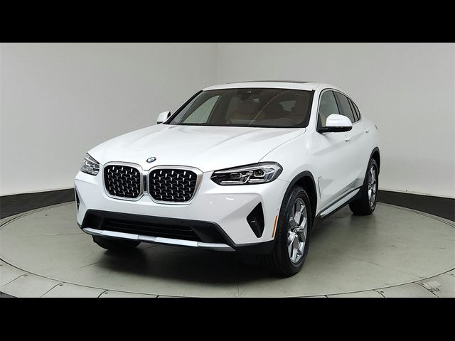 2025 BMW X4 xDrive30i