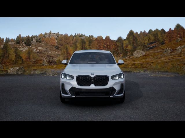 2025 BMW X4 xDrive30i