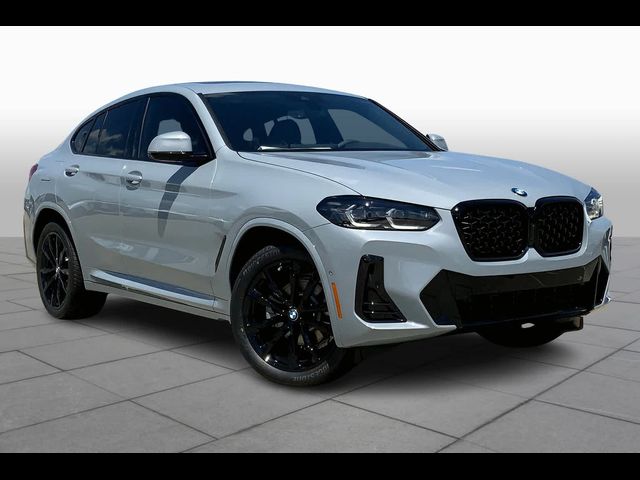 2025 BMW X4 xDrive30i